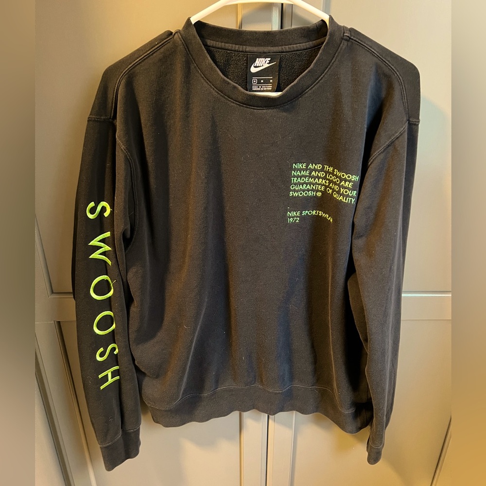 Men’s Nike pullover